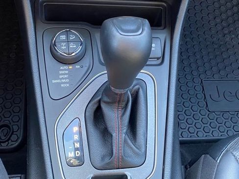 Used 2022 Jeep Cherokee Trailhawk w/ Sun, Sound & Nav Group image 20