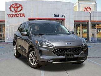 Used 2021 Ford Escape SE FWD video 1