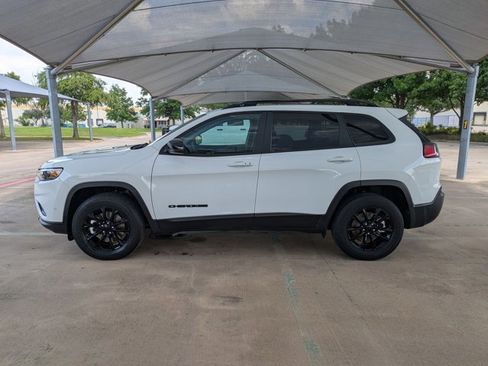 Used 2023 Jeep Cherokee Altitude Lux w/ Lux Elite Package AWD/4WD image 8