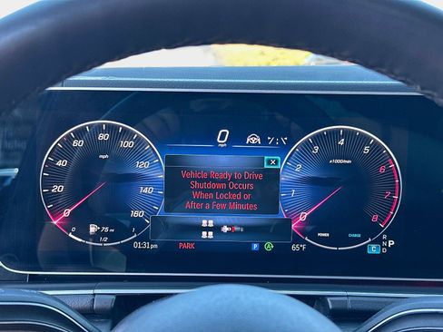 Certified 2025 Mercedes-Benz GLS 450 4MATIC image 25