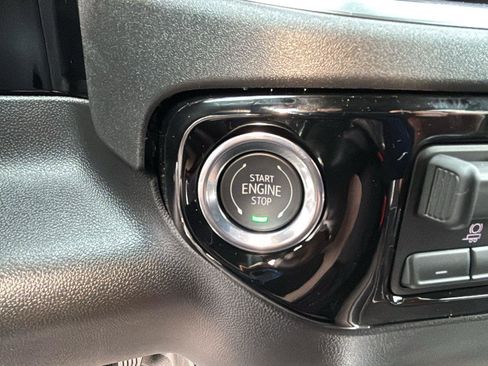 New 2026 GMC Sierra 1500 SLT w/ SLT Premium Plus Package image 11