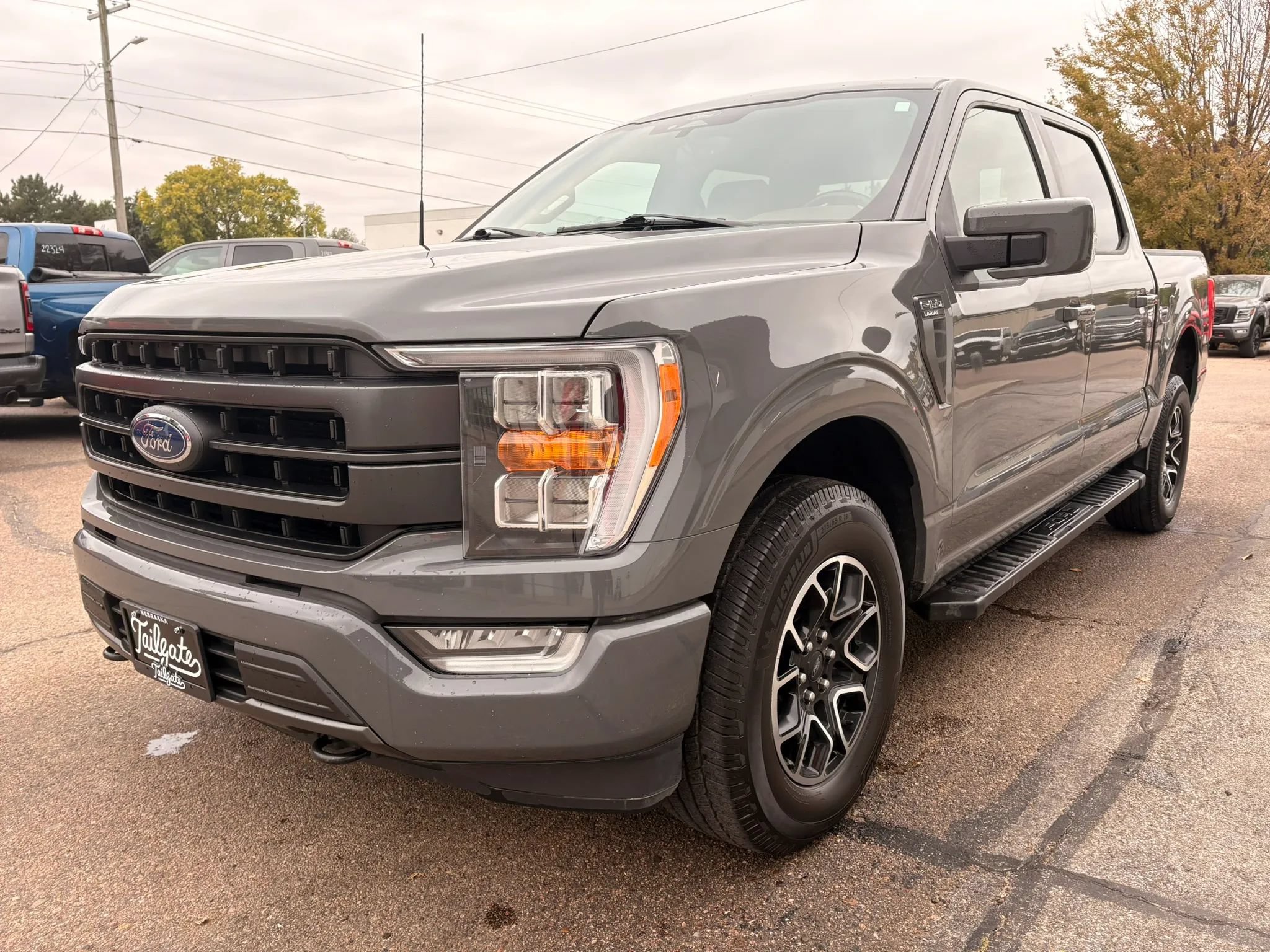 Used 2021 Ford F150 Lariat AWD/4WD image 4