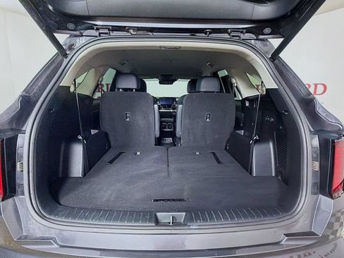 Used 2023 Kia Sorento EX AWD/4WD image 31