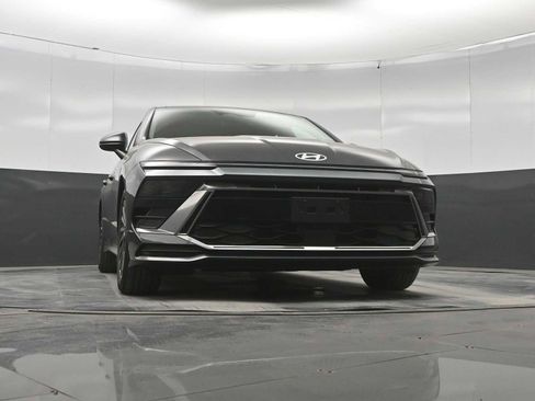 New 2026 Hyundai Sonata SEL FWD image 32