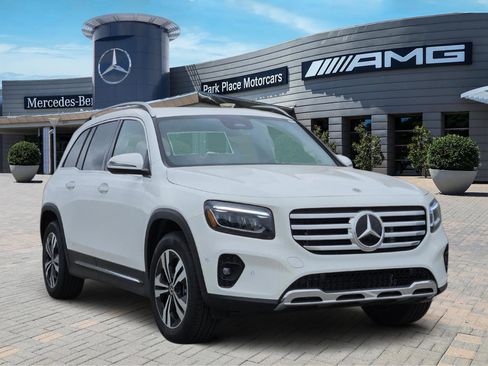 Certified 2025 Mercedes-Benz GLB 250 image 2