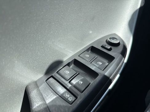 Used 2013 Chevrolet Volt Premium w/ Premium Trim Package FWD image 27