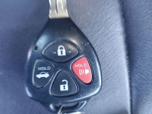 Used 2010 Toyota Corolla S image 33