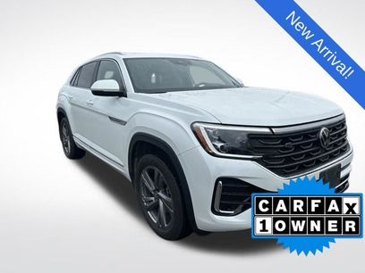 Used 2024 Volkswagen Atlas Cross Sport SEL R-Line