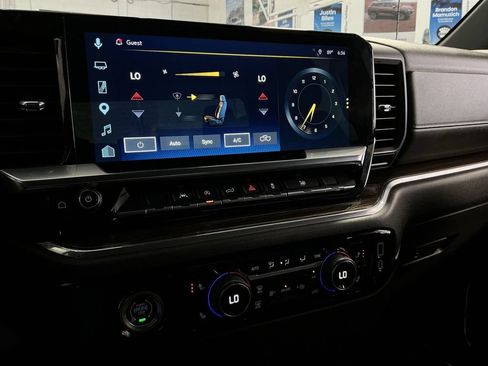 Used 2023 Chevrolet Silverado 1500 LT AWD/4WD image 21