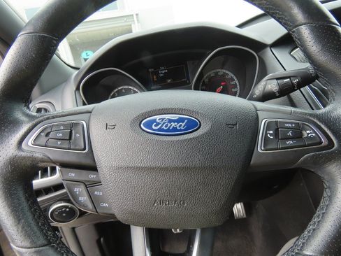 Used 2015 Ford Focus ST FWD image 27