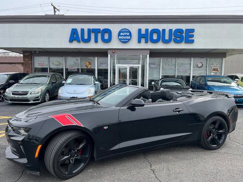 Used 2018 Chevrolet Camaro LT image 9