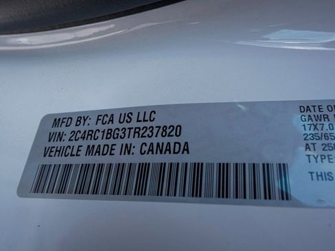 New 2026 Chrysler Pacifica Select image 14