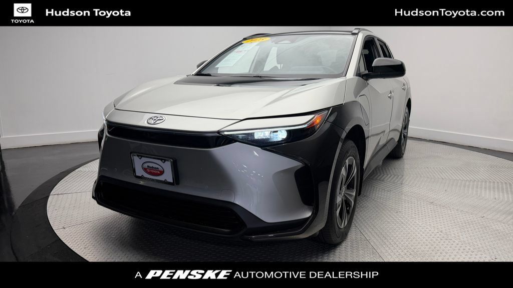 Used 2025 Toyota bZ4X FWD w/ Weather Package image 1