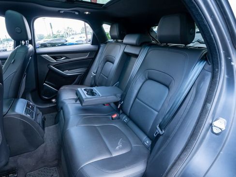 Used 2023 Jaguar F-PACE S AWD/4WD image 45