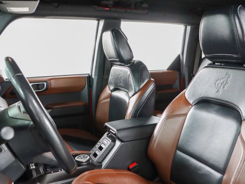 Used 2023 Ford Bronco Outer Banks image 24