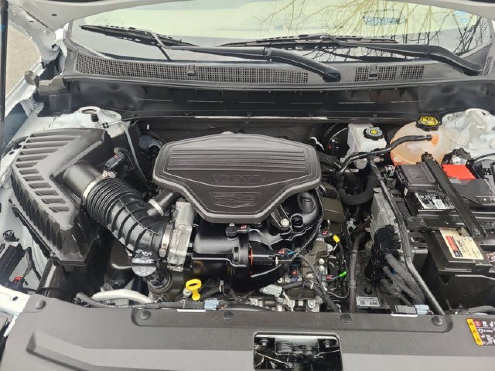 Used 2023 Cadillac XT6 Premium Luxury w/ Platinum Package FWD image 9