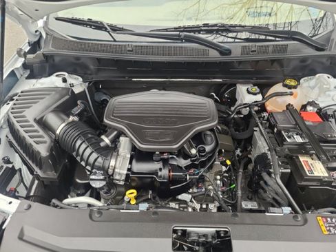 Used 2023 Cadillac XT6 FWD image 9