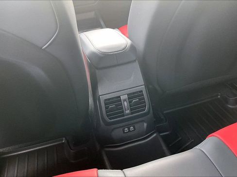 Used 2025 BMW M235i xDrive w/ Premium Package image 13