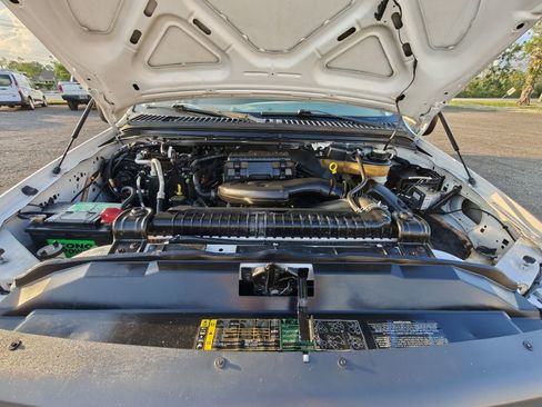 Used 2005 Ford F350 XL image 32