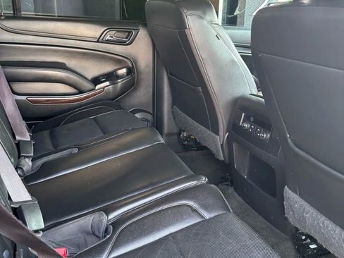 Used 2017 GMC Yukon XL SLT image 19