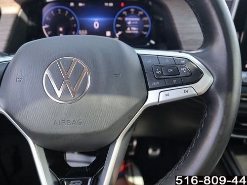 Used 2024 Volkswagen Atlas SEL Premium R-Line AWD/4WD image 22