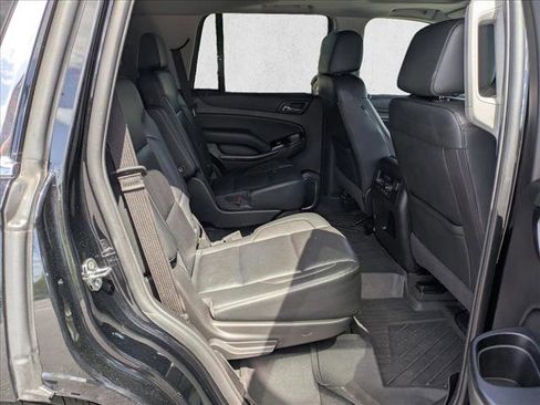 Used 2019 GMC Yukon SLT w/ Premium Edition RWD image 18