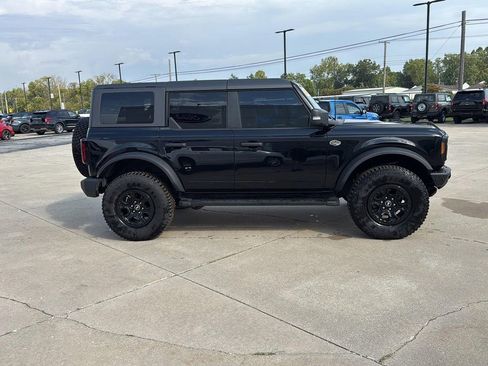 Used 2024 Ford Bronco Wildtrak image 6