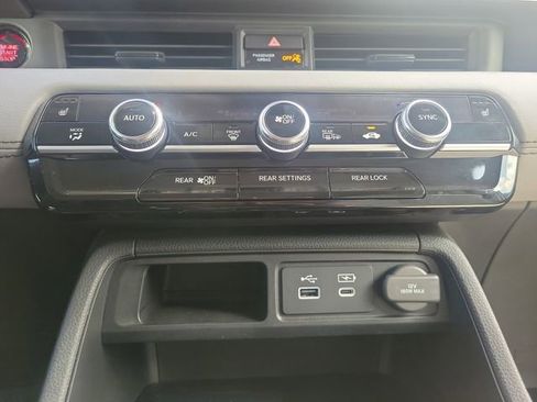 Used 2024 Honda Pilot EX-L image 30