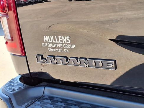 New 2025 RAM 3500 Laramie AWD/4WD image 9