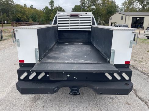 Used 2024 Chevrolet Silverado 3500 W/T w/ WT Fleet Convenience Package image 6