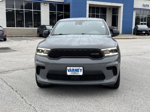 Used 2023 Dodge Durango GT image 2