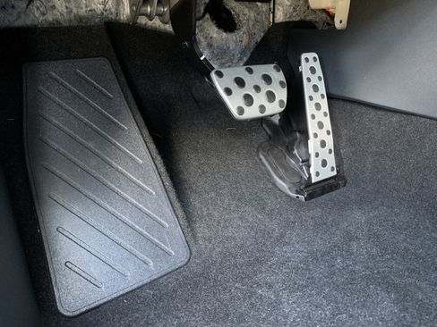 Used 2026 Toyota RAV4 AWD Plug-in Hybrid image 17