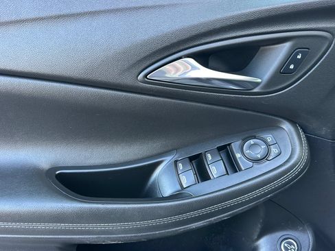 Certified 2023 Buick Encore GX Select w/ Experience Buick Package FWD image 11