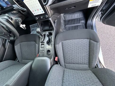 Used 2024 Ford Ranger XL image 49