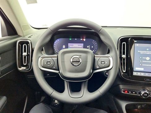 New 2026 Volvo XC40 B5 Core w/ Climate Package image 24