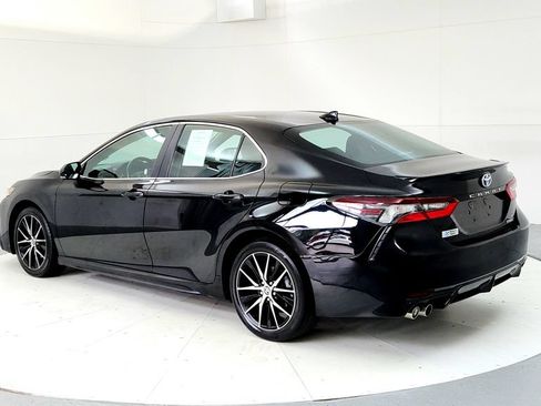 Certified 2024 Toyota Camry SE FWD image 4