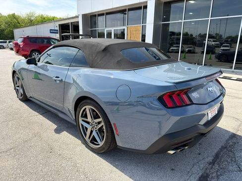 Used 2025 Ford Mustang Premium RWD image 44