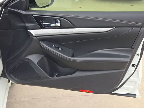 Used 2019 Nissan Maxima 3.5 SV w/ Floor Mat Group image 30