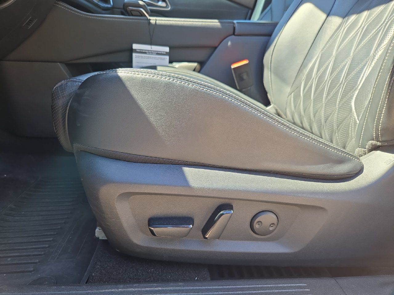 Used 2022 Nissan Rogue Platinum w/ Head-Up Display Package FWD image 14