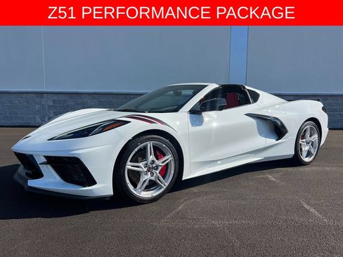 Used 2023 Chevrolet Corvette Stingray Preferred Cpe w/ Z51 Performance Package RWD image 1