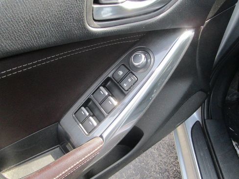 Used 2016 MAZDA MAZDA6 Grand Touring image 8