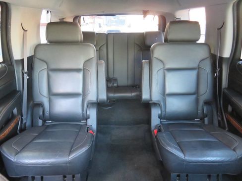 Used 2016 Chevrolet Tahoe LTZ image 27