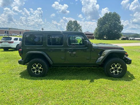 Used 2023 Jeep Wrangler Unlimited Rubicon w/ Steel Bumper Group AWD/4WD image 4