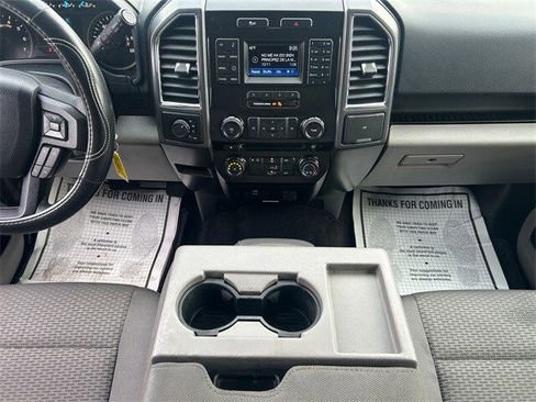 Used 2016 Ford F150 XLT image 11