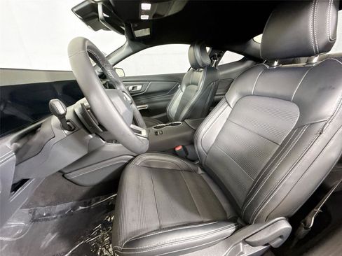 Used 2024 Ford Mustang GT Premium RWD image 3