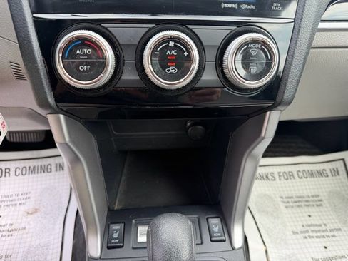 Used 2018 Subaru Forester 2.5i Limited AWD/4WD image 16