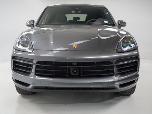 Certified 2023 Porsche Cayenne image 6