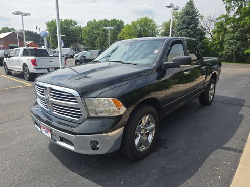 Used 2017 RAM 1500 Big Horn AWD/4WD image 4