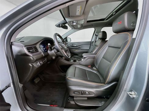Used 2023 GMC Acadia AT4 w/ Technology Package AWD/4WD image 25