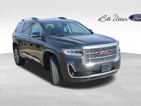 Used 2022 GMC Acadia Denali w/ Denali Ultimate Package image 3